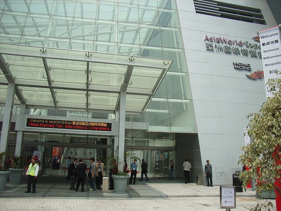 Archival venue view: AsiaWorld-Expo (2006).